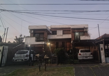 Duplex en venta de 4 dormitorios en Castelar | Cochera, parque y excelente ubicacion