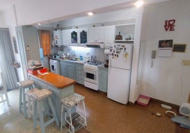 Departamento 3 ambientes con terraza propia en Hurlingham - Frente a la estacion