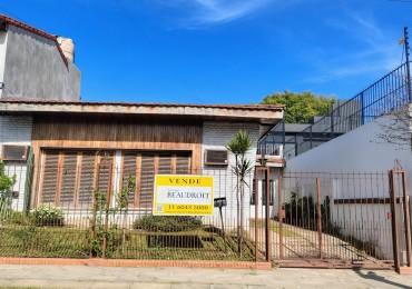 Casa APTO CREDITO Moron . Efectivo y cuotas 