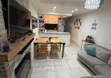 Venta de ph Moderno en Moron con Patio