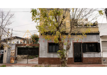 Luis Maria Drago 1800, Castelar.