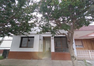 Andres Ferreyra 753, Haedo. 2 amb con Patio y Cochera.