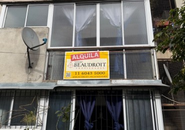 Alquiler Departamento 2 dormitorios con Patio